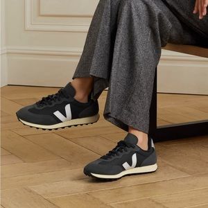 Veja Rio Branco leather-trimmed suede and mesh sneakers - M9/W 10.5